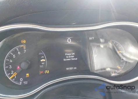 2017 Jeep Grand Cherokee Laredo z USA, uszkodzony, nr VIN 1C4RJFAG8HC620334